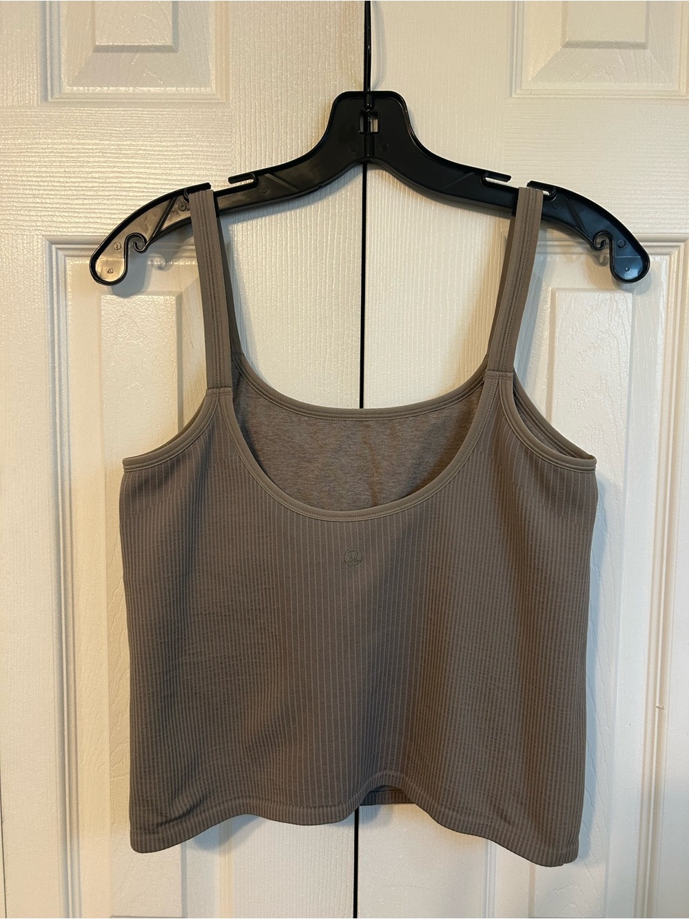 lululemon athletica Ebb to Street Scoop-Neck Cropped Tank - Picture 4 of 4